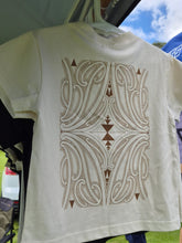 Whiria te tāngata - Tee